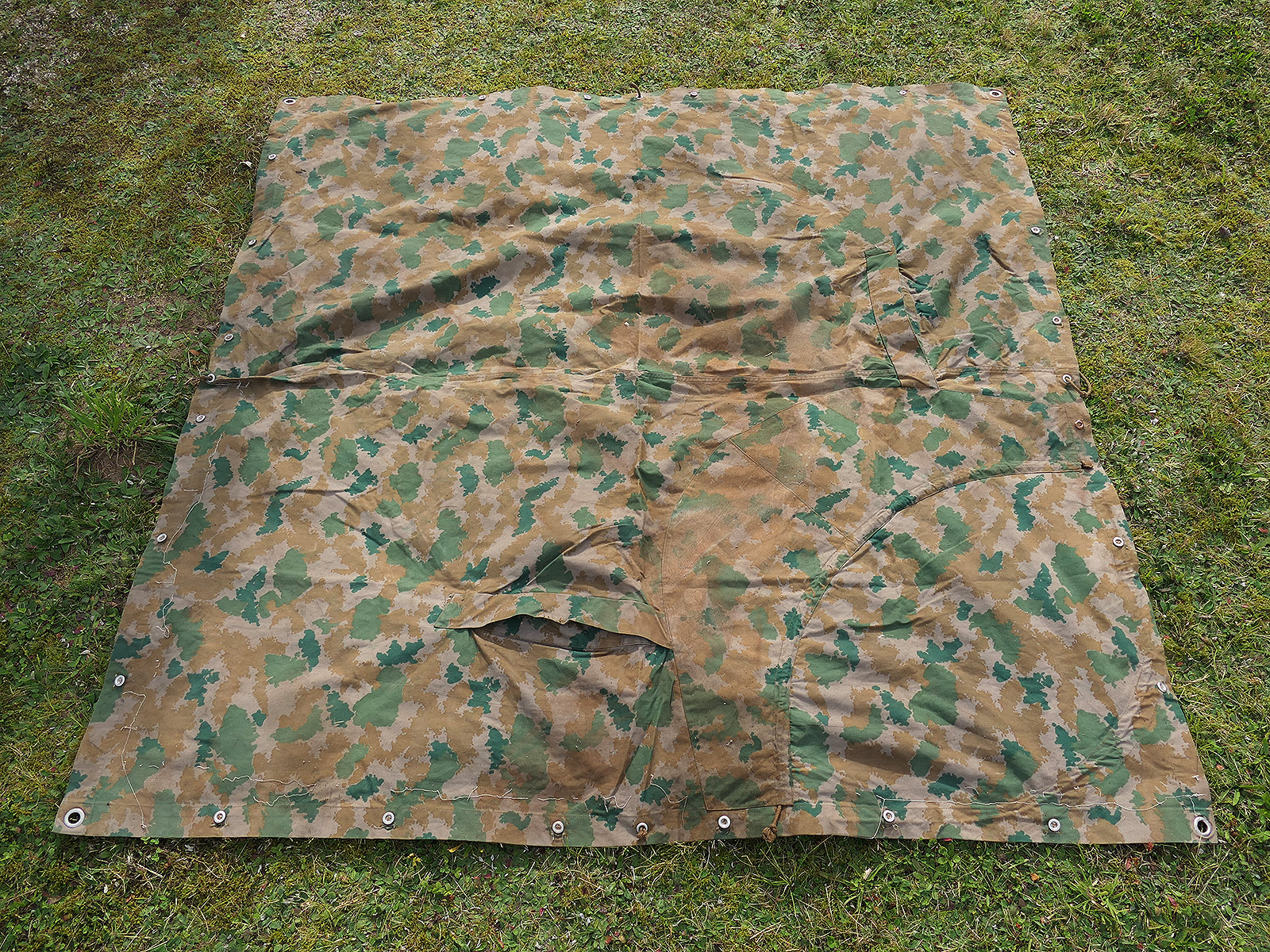 GDR NVA KVP tent fabric, floral camouflage, area camouflage, stamped ‘1963’, COLLECTION