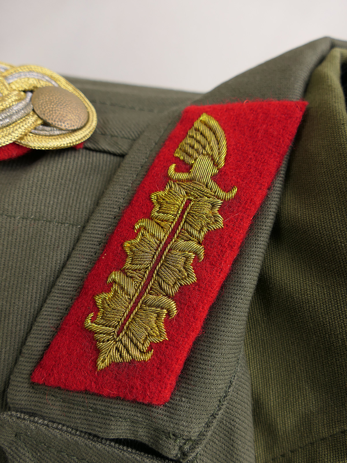 Uniform of Field Marshal Erwin Rommel, Afrika Korps; Knight’s Cross of the Pour le Mérite with General’s Sash