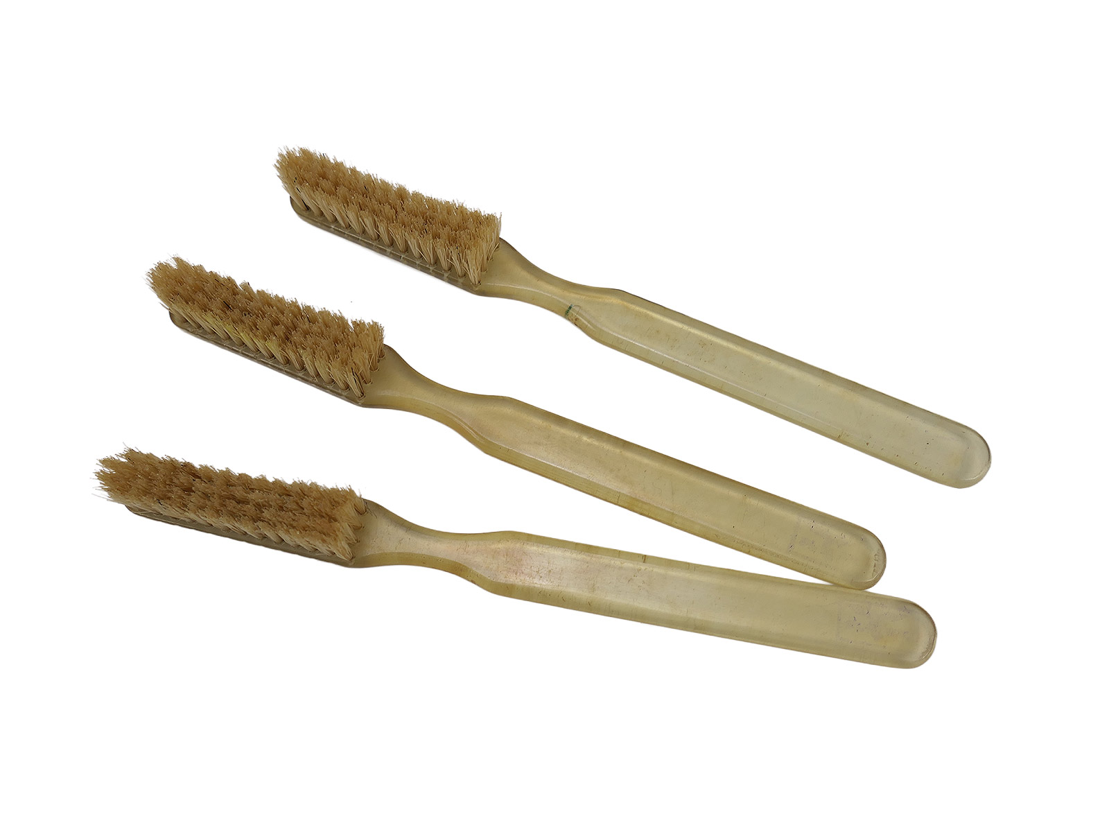 1 Wehrmacht Luftwaffe ‘Transparent’ toothbrush – personal kit, canteen issue