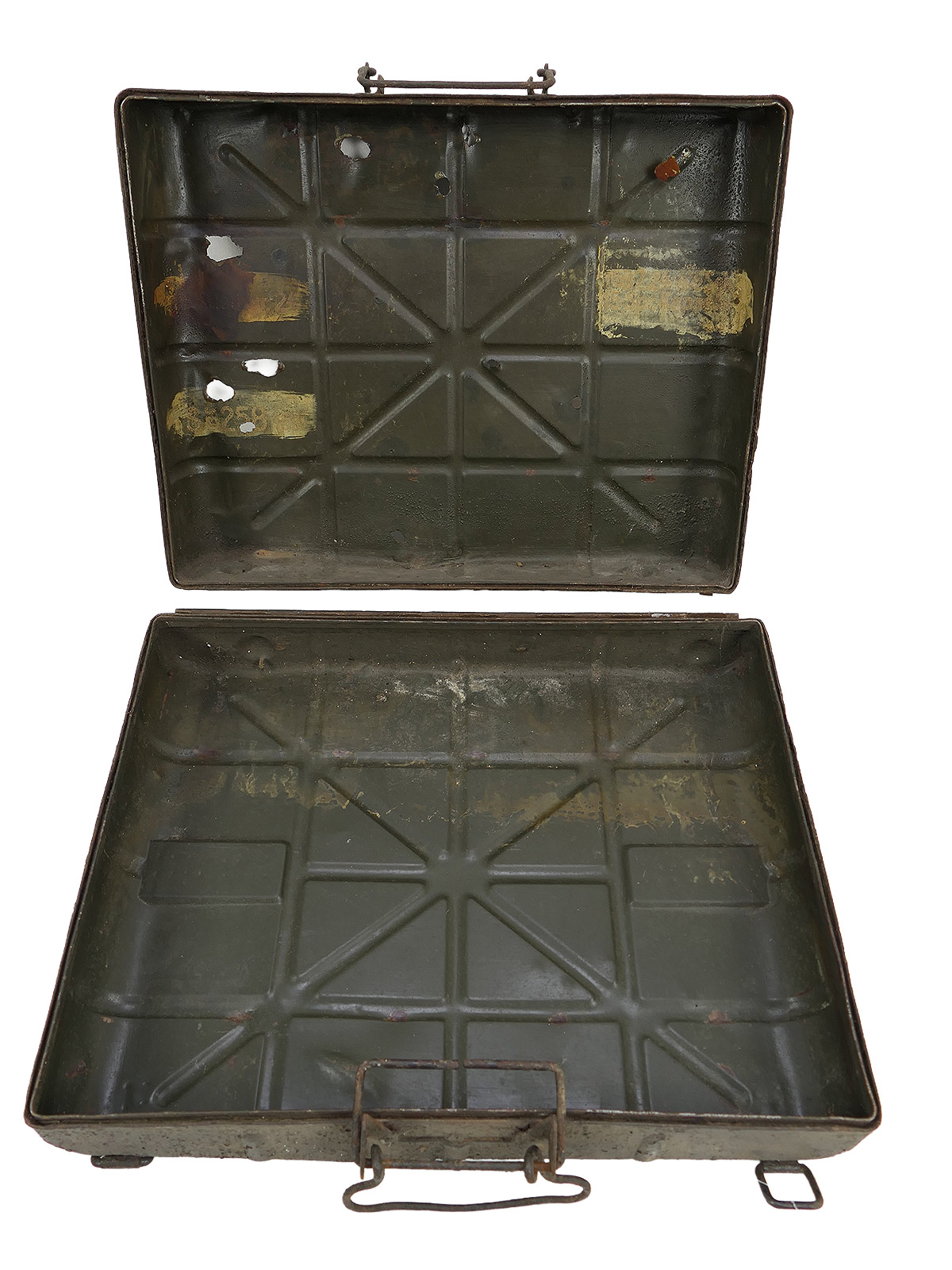 Battlefield find: Transport case for M24 stick grenades – hand grenade case, box – BATTLE WORN