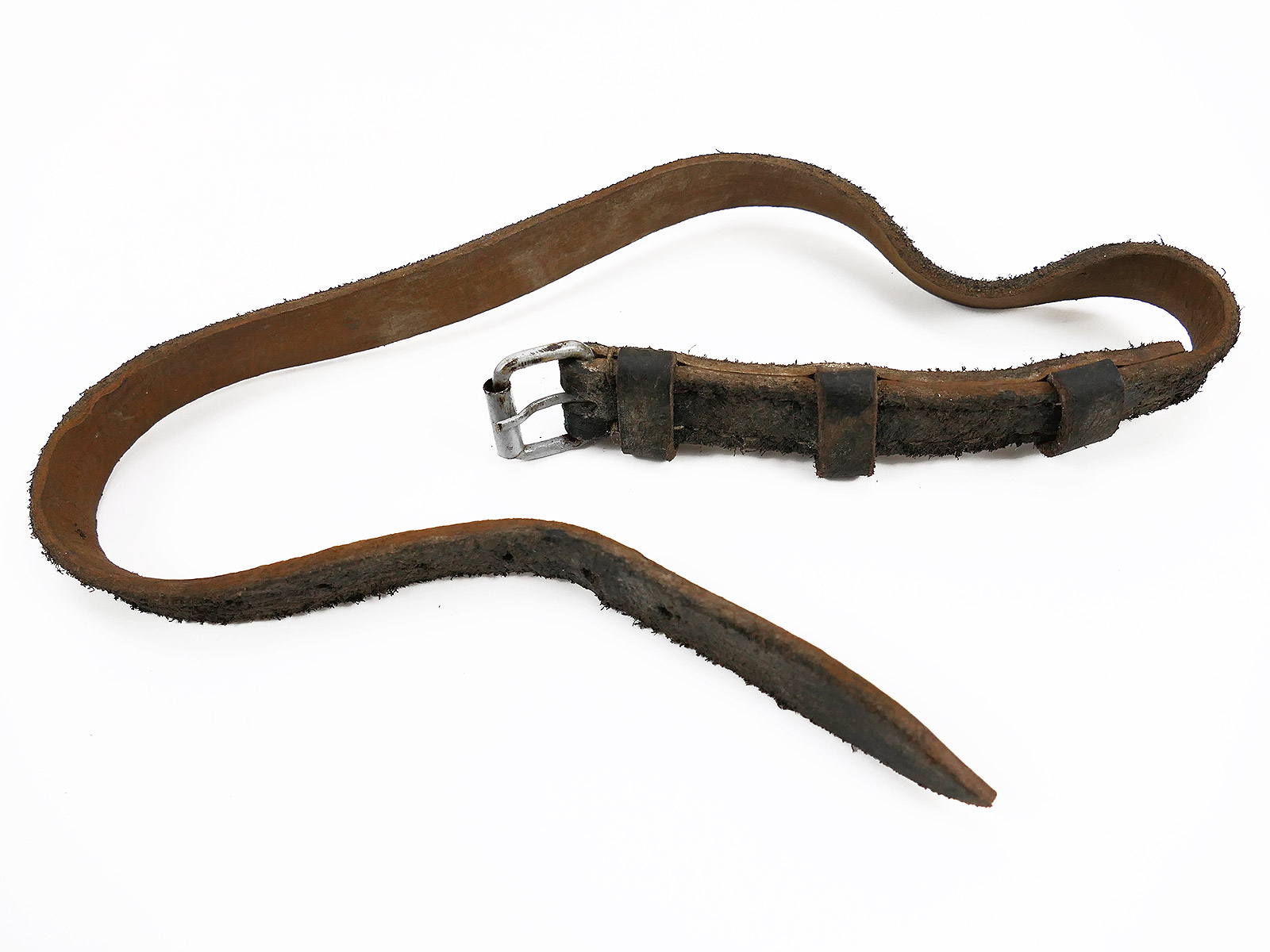 #01 Wehrmacht A-frame leather strap cookware strap with 3 buckles 1940 64cm