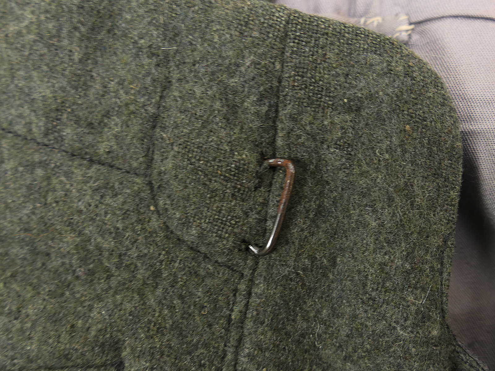 Original Wehrmacht Officer’s Field Jacket M36, Captain, Artillery, complete with breeches – COLLECTION