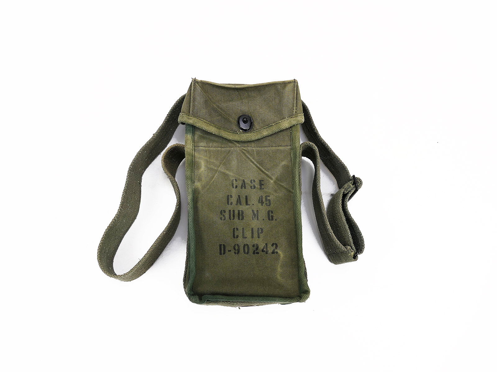 US Army WW2 magazine pouch for .45 submachine gun with carrying strap / Collection: BATTLE WORN 