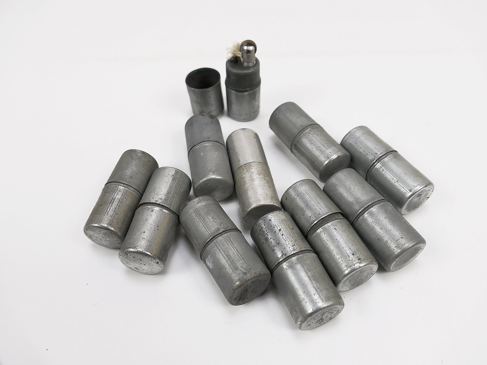 Wehrmacht / Luftwaffe canteen goods Simple petrol lighter Lighter