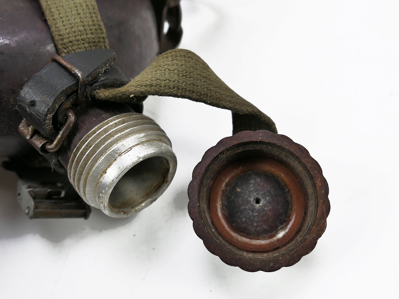 Wehrmacht DAK Afrika Korps coconut field flask, tropical, RITTER ALFURIT, with cup – COLLECTION, BATTLE-WORN