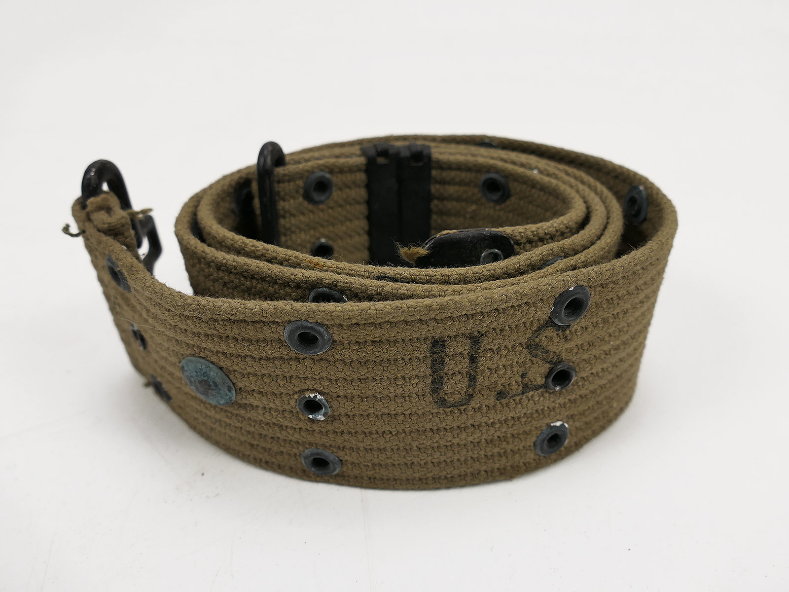 DEPOT #8 Original US Army WW2 M-1936 Pistol Belt, perforated belt, NASCO 1943