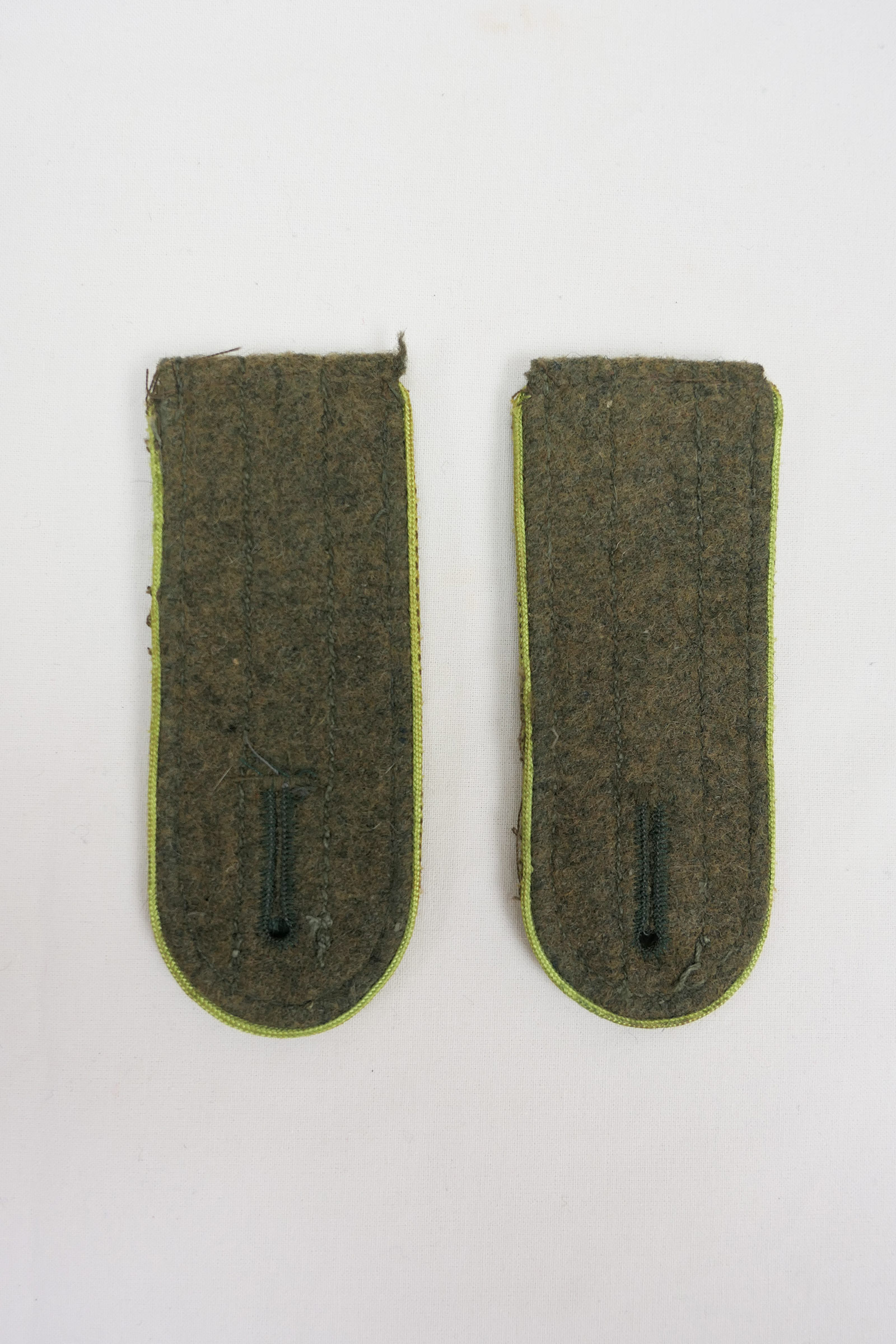 Wehrmacht M44 Shoulder boards Gebirgsjäger old fabric