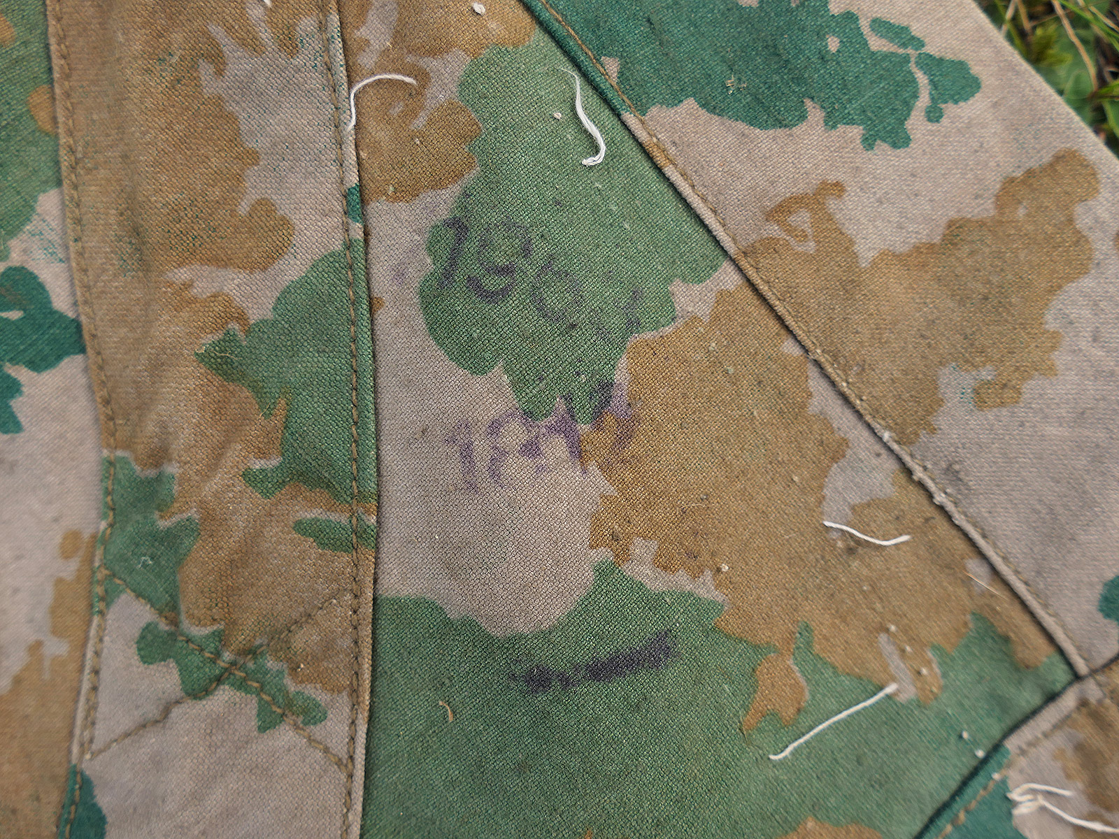 GDR NVA KVP tent fabric, floral camouflage, area camouflage, stamped ‘1963’, COLLECTION