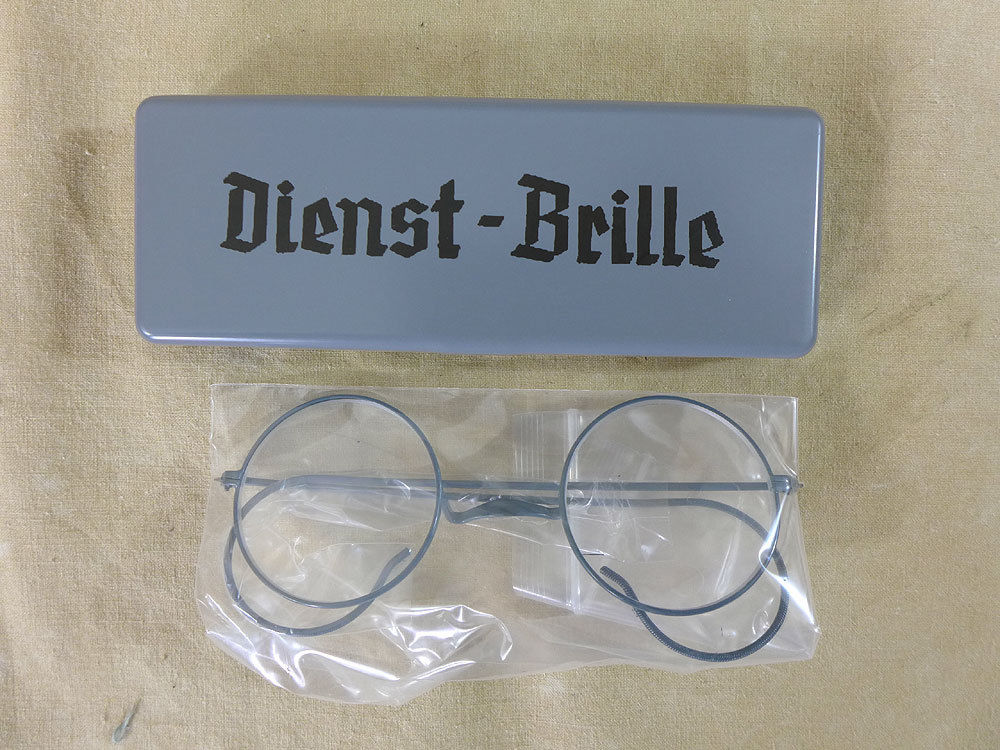 Wehrmacht Service Glasses with Case