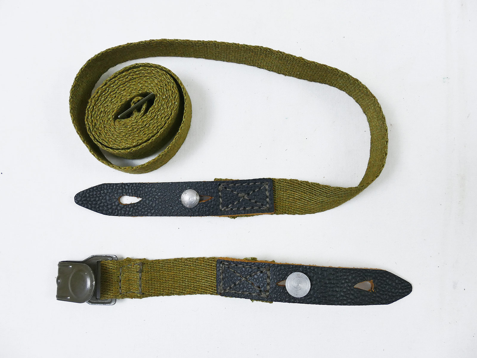 Wehrmacht Beriemung gas mask box belt 2-part WITH LEATHER f. Gas mask container