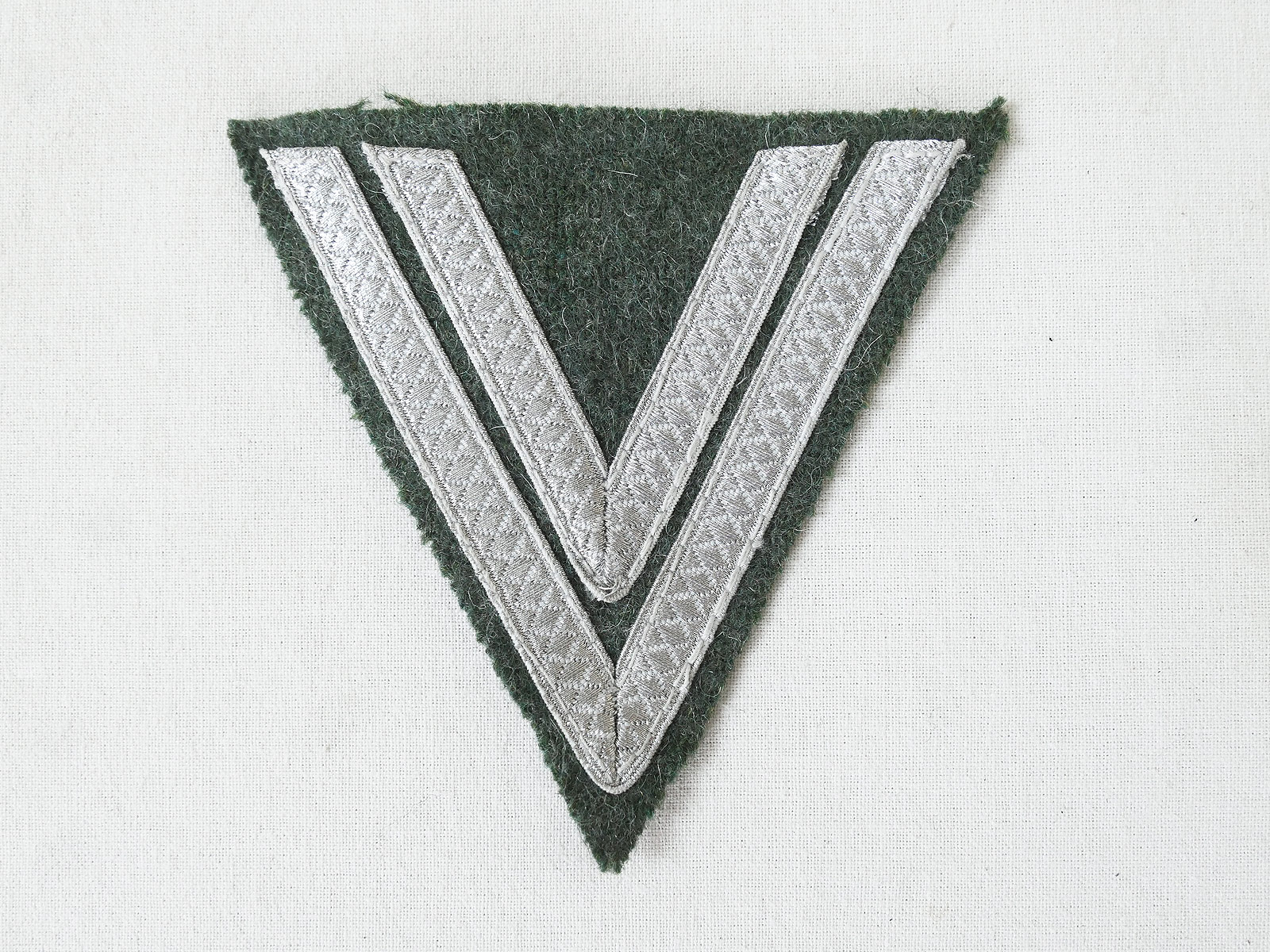Wehrmacht Heer M40 Obergefreitenwinkel Rank Service Angle Obergefreiter f. Feldbluse