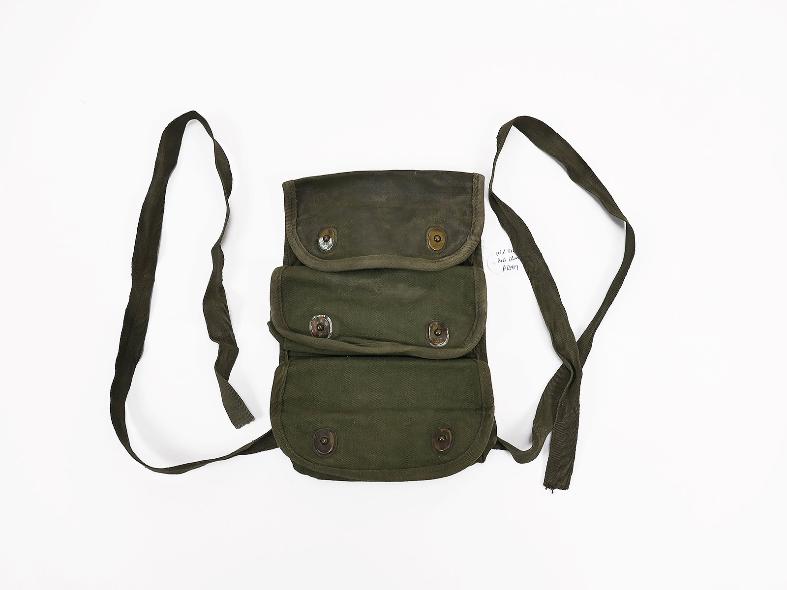 Original US Army WW2 Carrier Grenade 3-Pocket / Grenade Pouch for 3 Hand Grenades COLLECTION Battle Worn