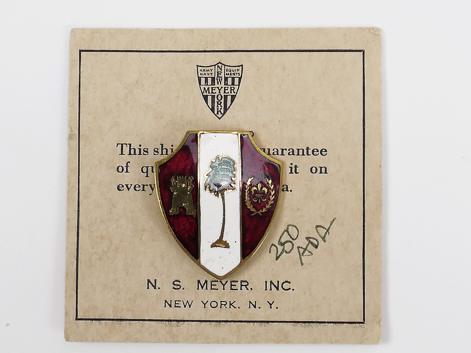 US WW2 Military Unit Crests Insignia 250th AIR DEFENSE ARTILLERY REGIMENT CALIFORNIA Pin Medal Badge