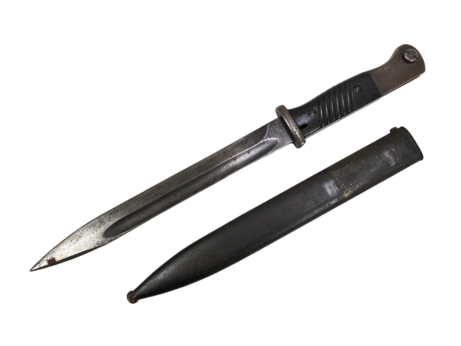 Wehrmacht M84/98 bayonet by Jos Corts, 1940 K98 carbine / fixed bayonet with scabbard, BATTLE-WORN