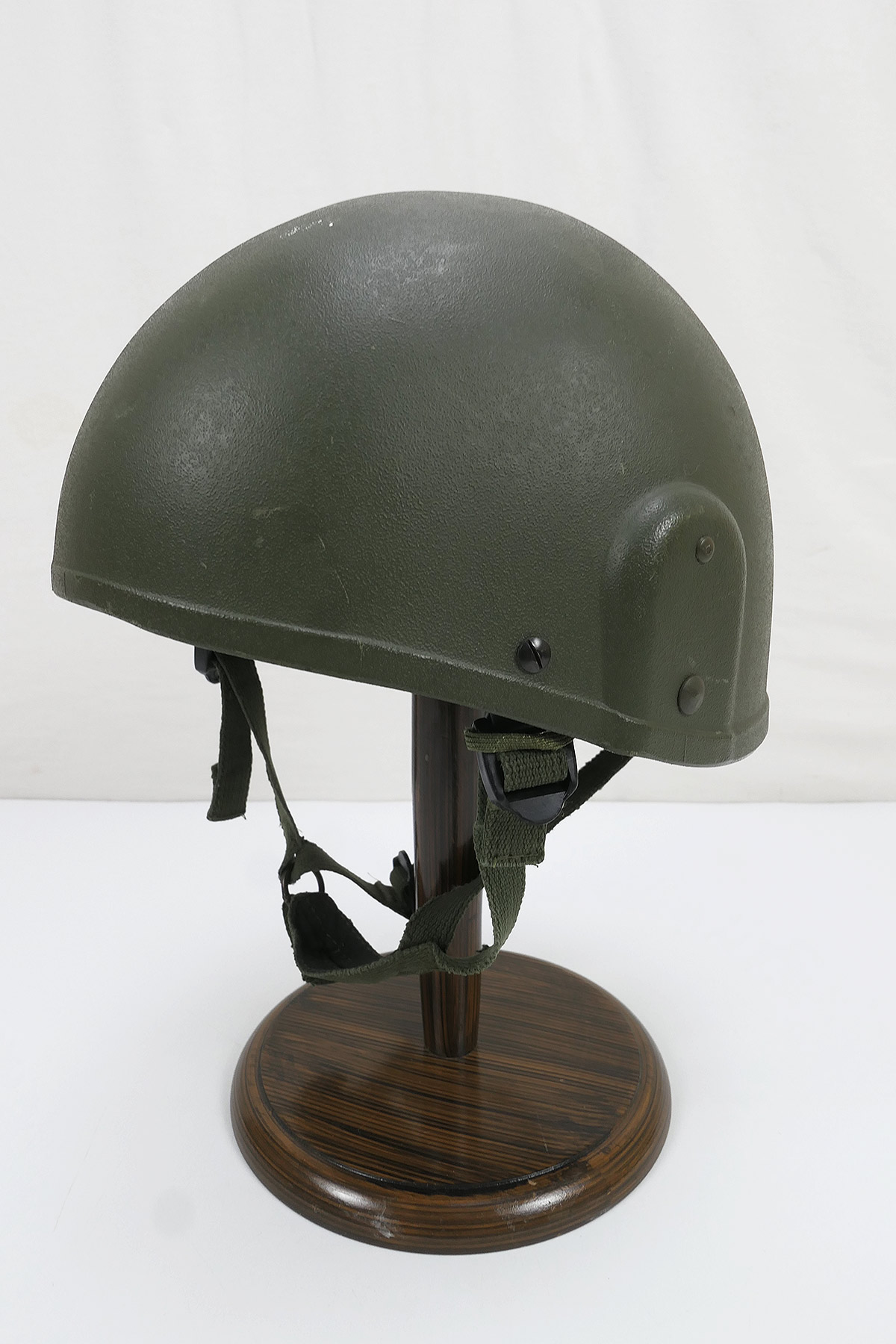 British GS MK6 combat helmet Combat helmet size Medium