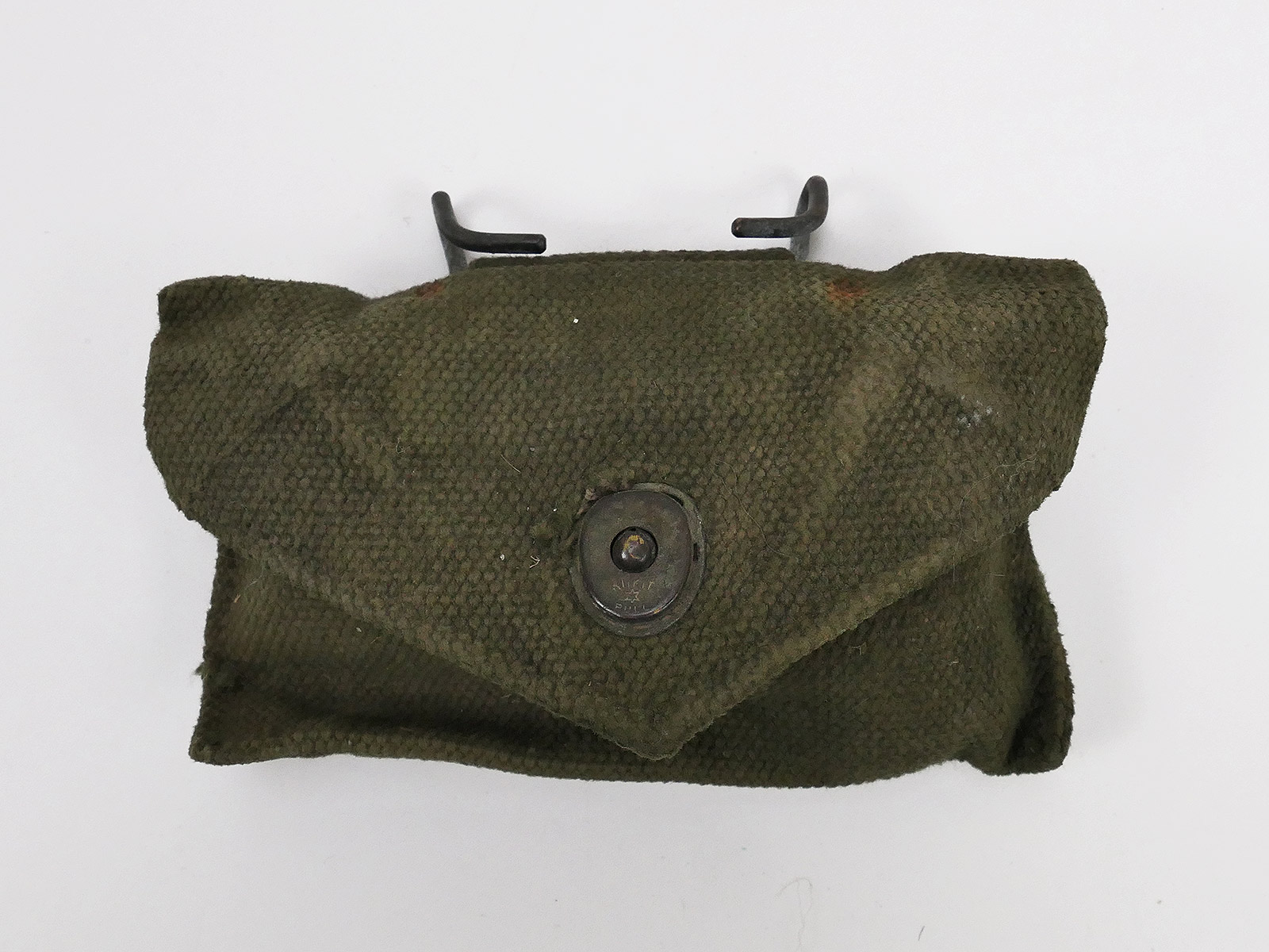 #9 US Army First Aid Kit M-1942 Pouch OLIV first aid kit bag with contents