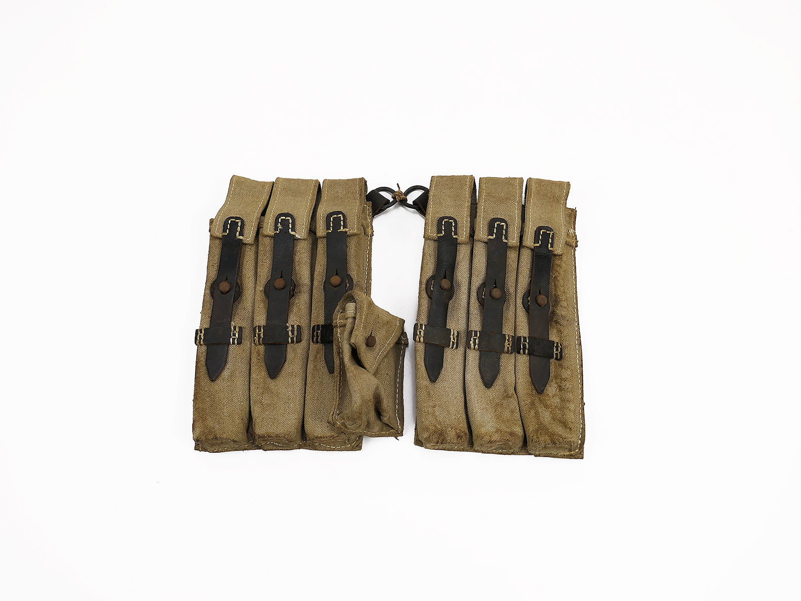 #Y2 Wehrmacht pair of MP 38/40 magazine pouches HELL MP38 MP40 