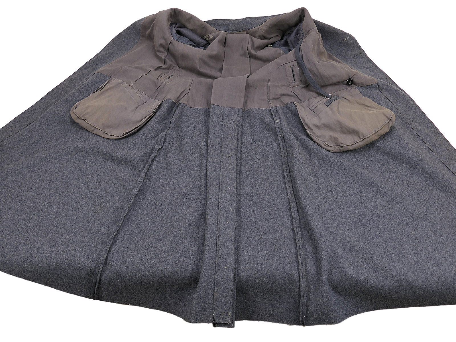 Original WW2 Luftwaffe M40 winter greatcoat, Lieutenant, LBA 41, stamped ‘TOP COLLECTION’