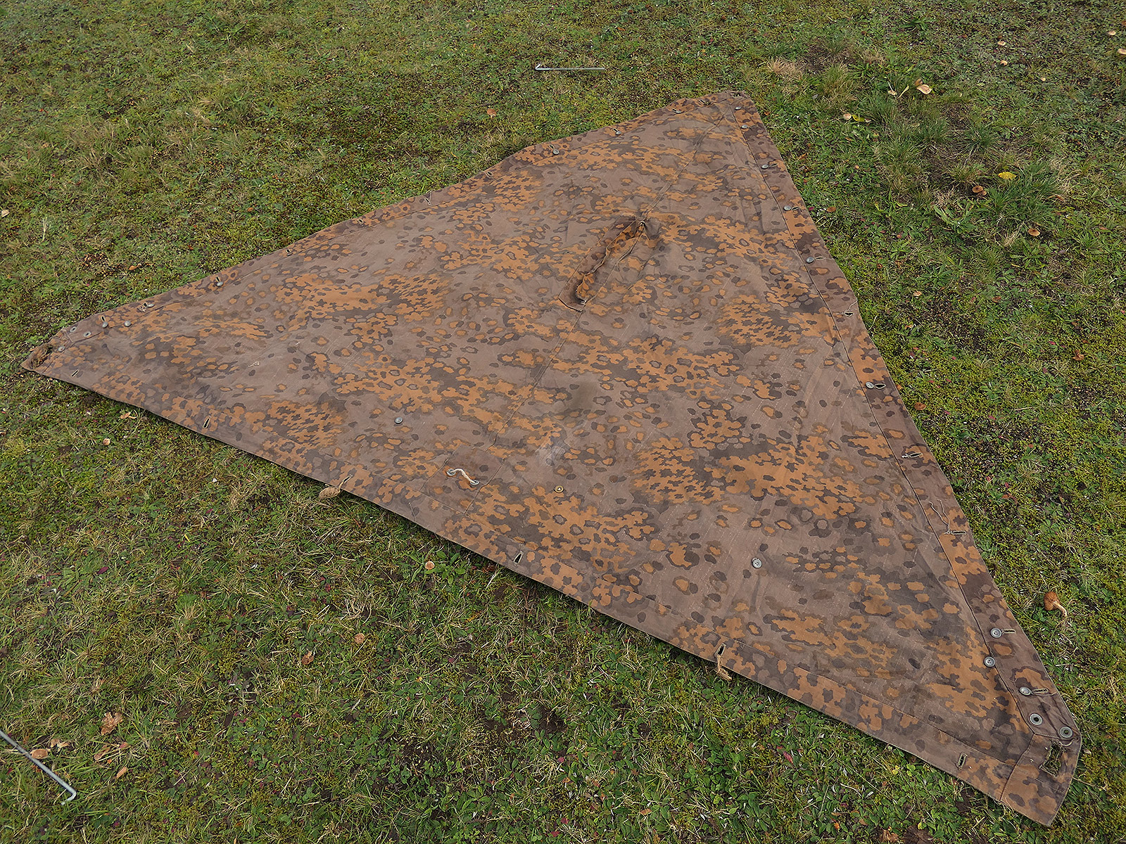 #B/ Waffen SS Original Tarpaulin – Oak Leaf Camouflage Tarpaulin – Battle-Worn