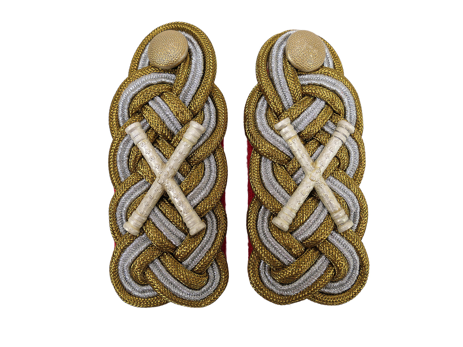 Wehrmacht epaulettes: GFM (Field Marshal) epaulettes, pair with pads, marshal's baton and screw-on button