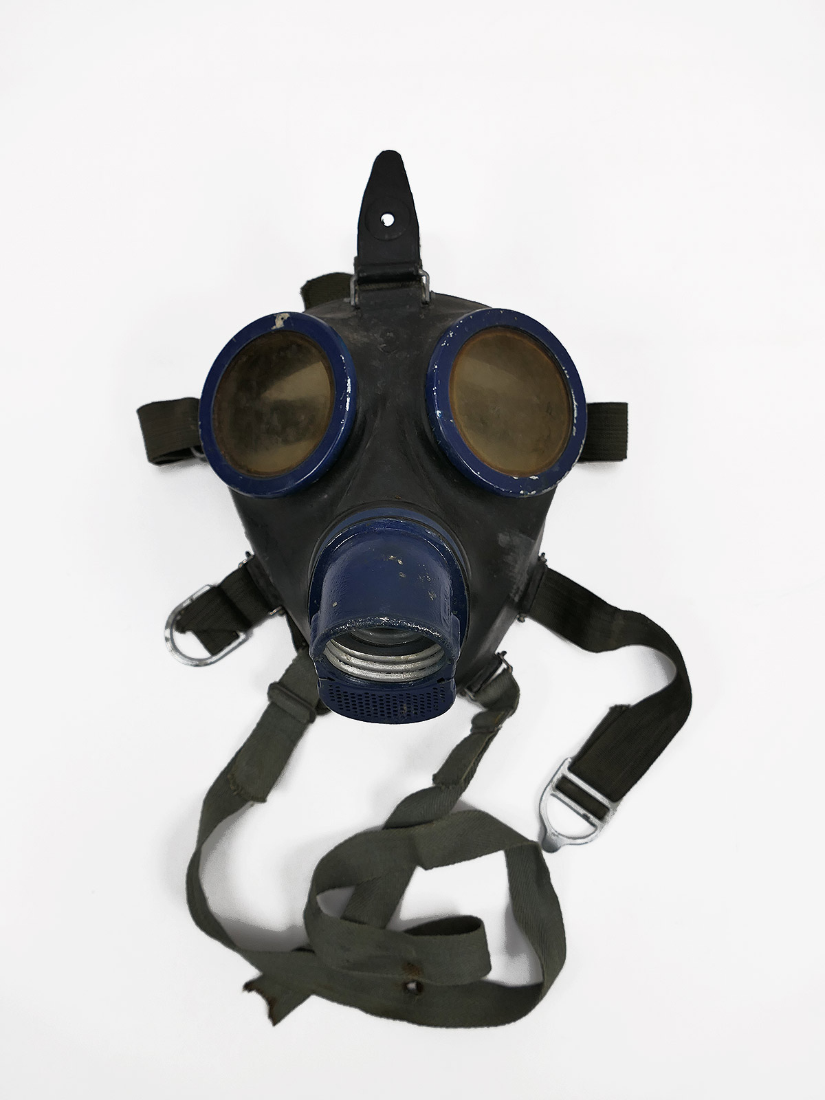 #A/ Wehrmacht gas mask protective mask size 3 bmw44 rubber with WaA