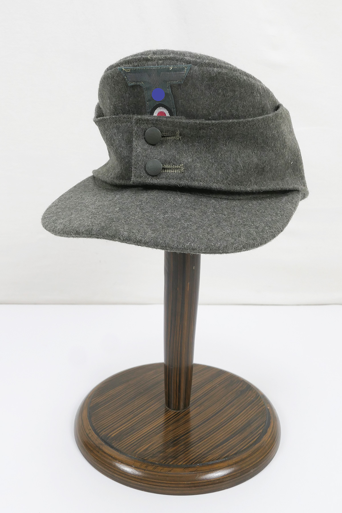 Wehrmacht M43 field cap army size 57 with effects