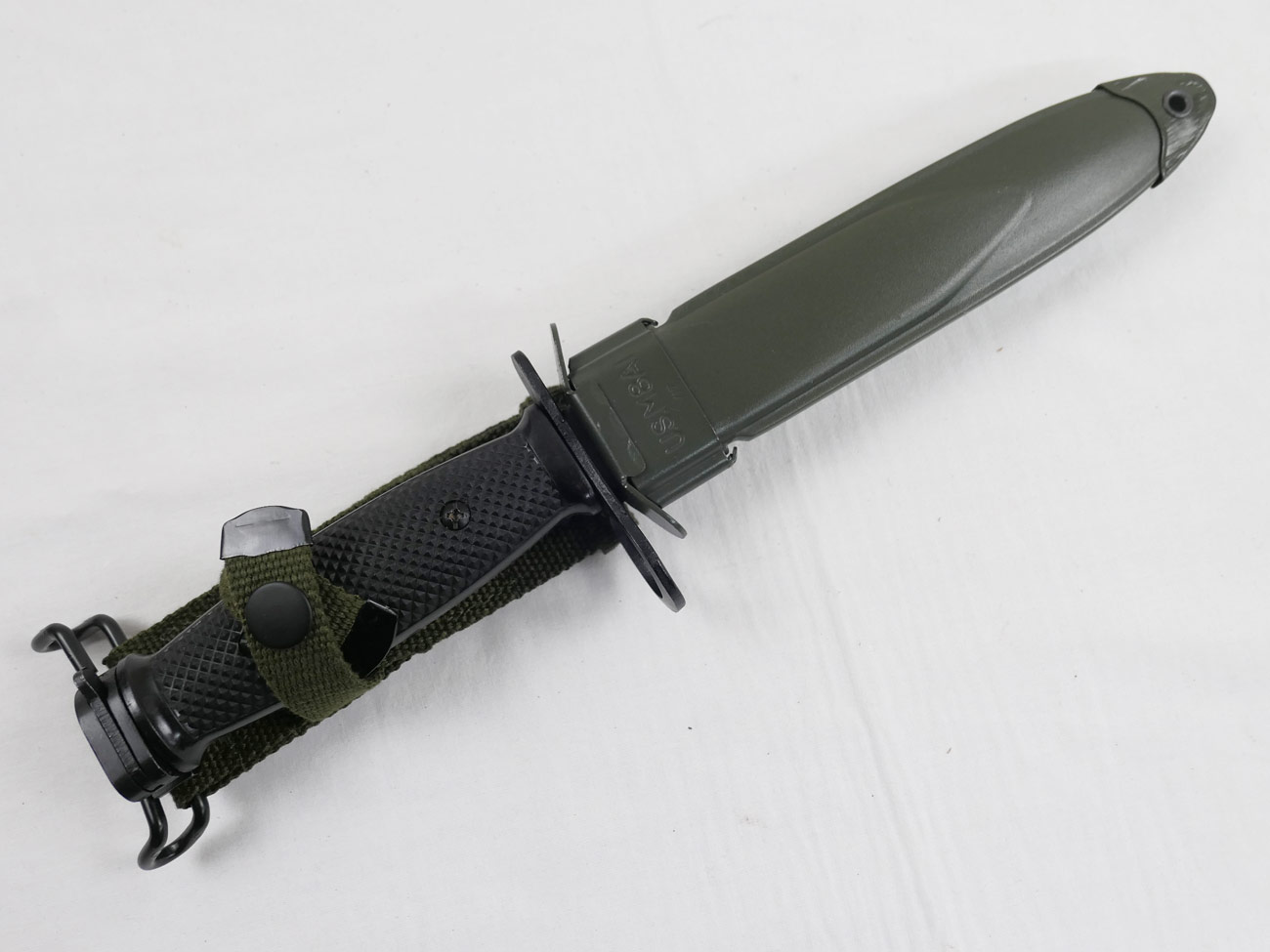 US BAJONETT M7 with scabbard M8A1 for M16 assault rifle combat knife