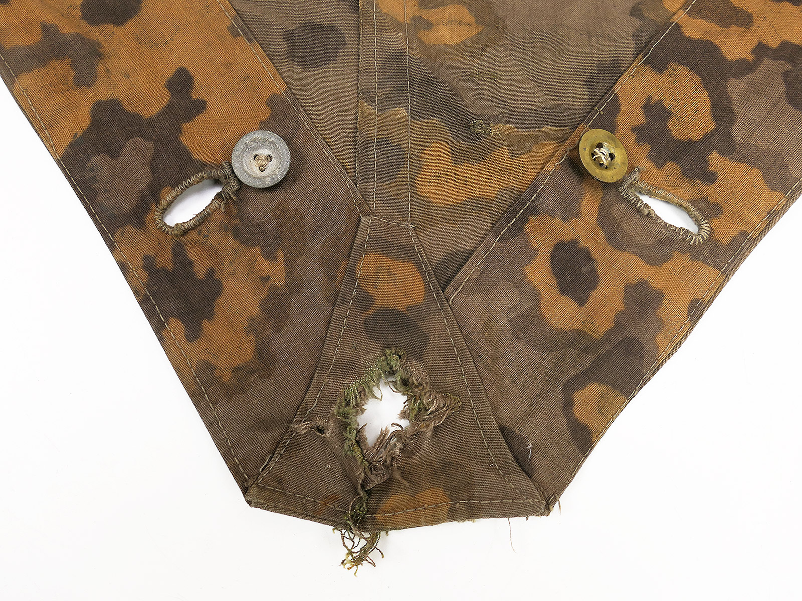 #B/ Waffen SS Original Tarpaulin – Oak Leaf Camouflage Tarpaulin – Battle-Worn