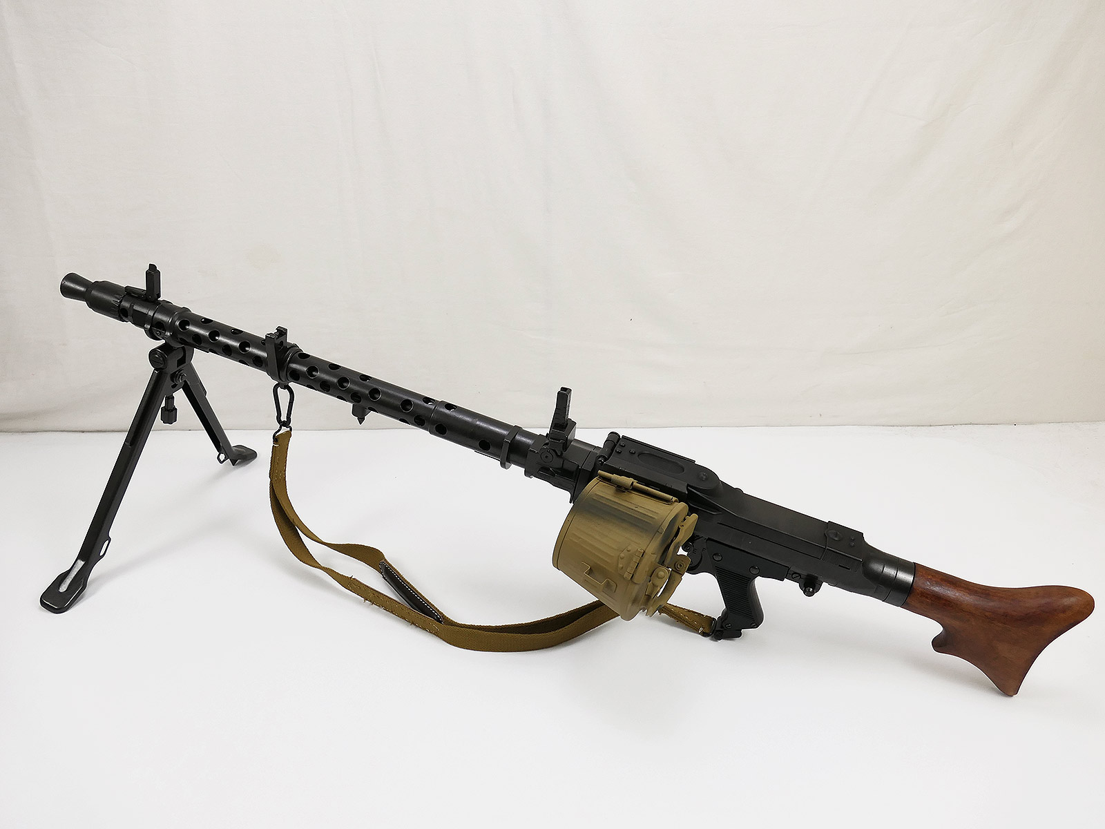Wehrmacht machine gun MG34 deco model + carrying strap + belt drum special conversion 25/04 026