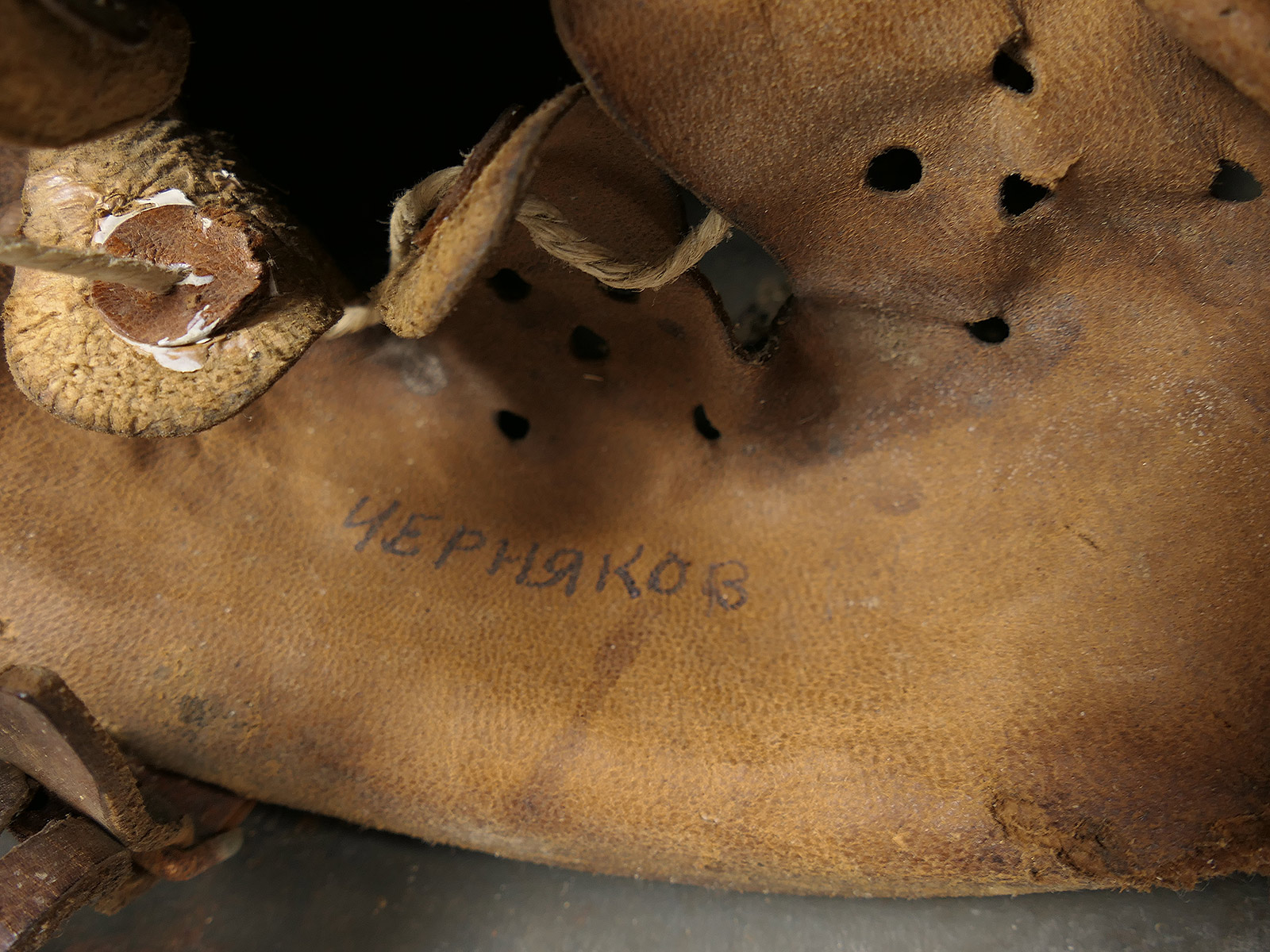 Wehrmacht SD M42 steel helmet with helmet lining and chin strap – ORIGINAL FIND FROM A BARN