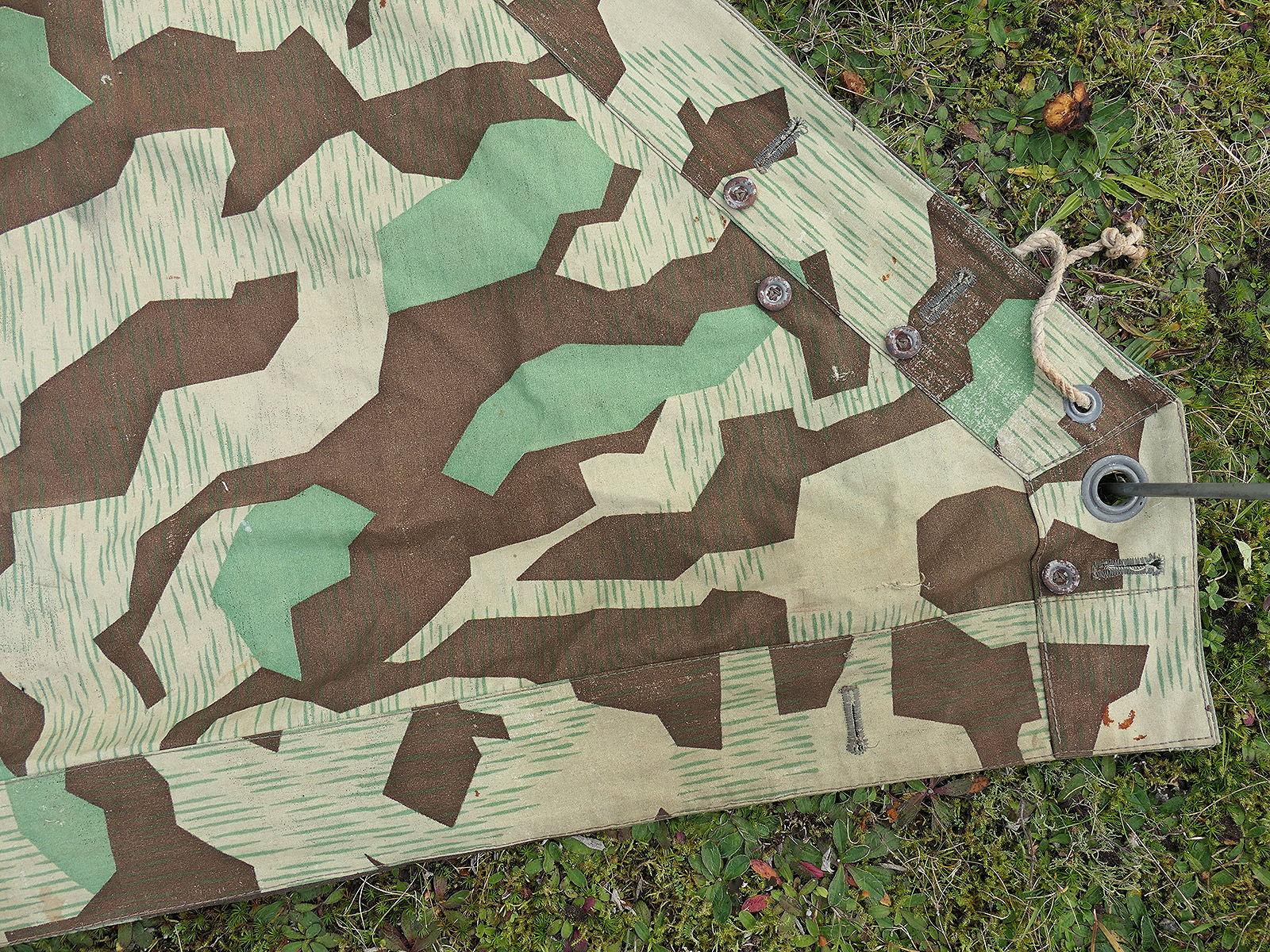 Wehrmacht Late-Period Original M31 Tent Canvas, Splinter Camouflage – RBNR. – Tent Fabric, Camouflage Tent Fabric, VERY NICE, BATTLE-WORN
