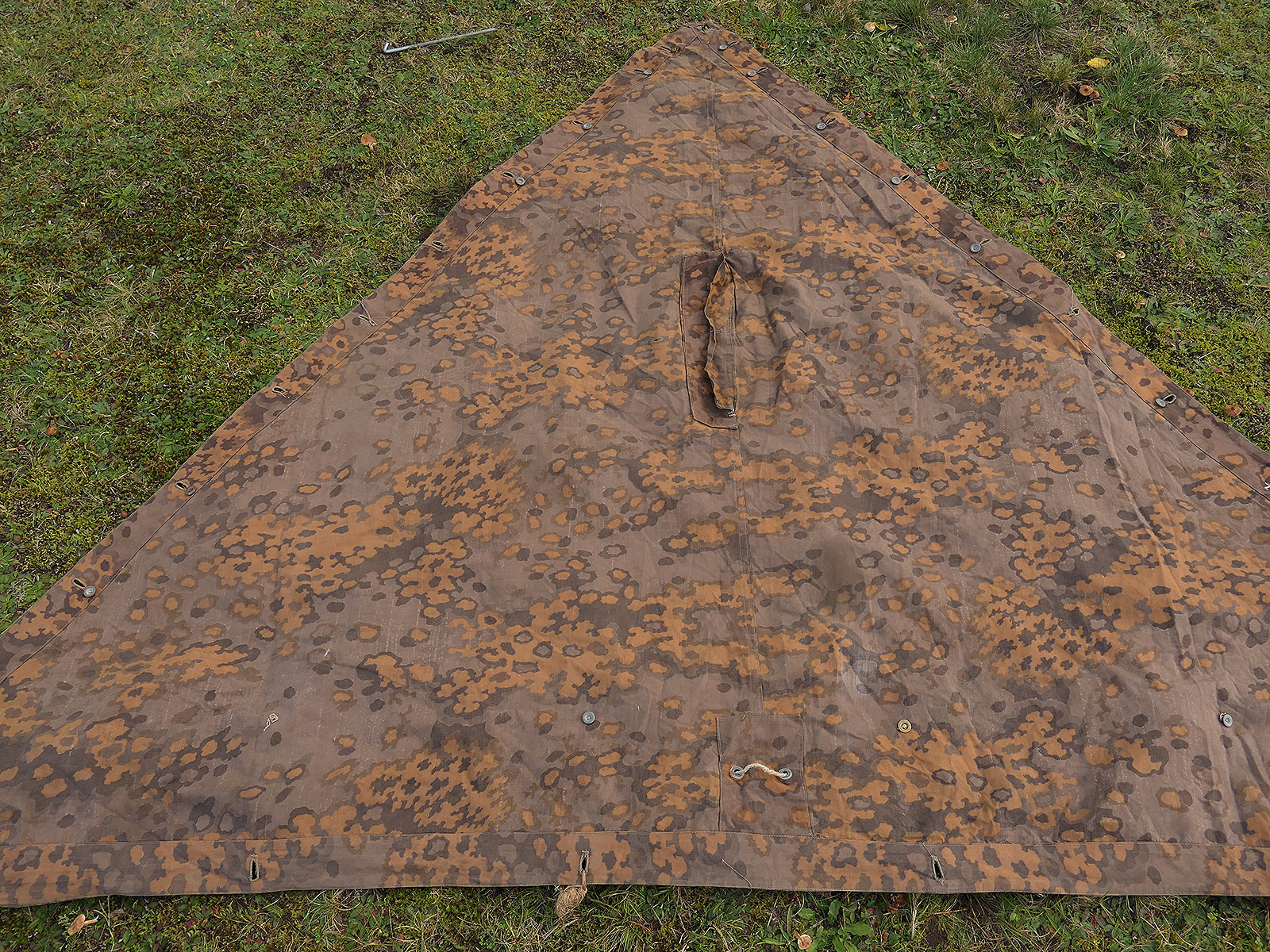 #B/ Waffen SS Original Tarpaulin – Oak Leaf Camouflage Tarpaulin – Battle-Worn