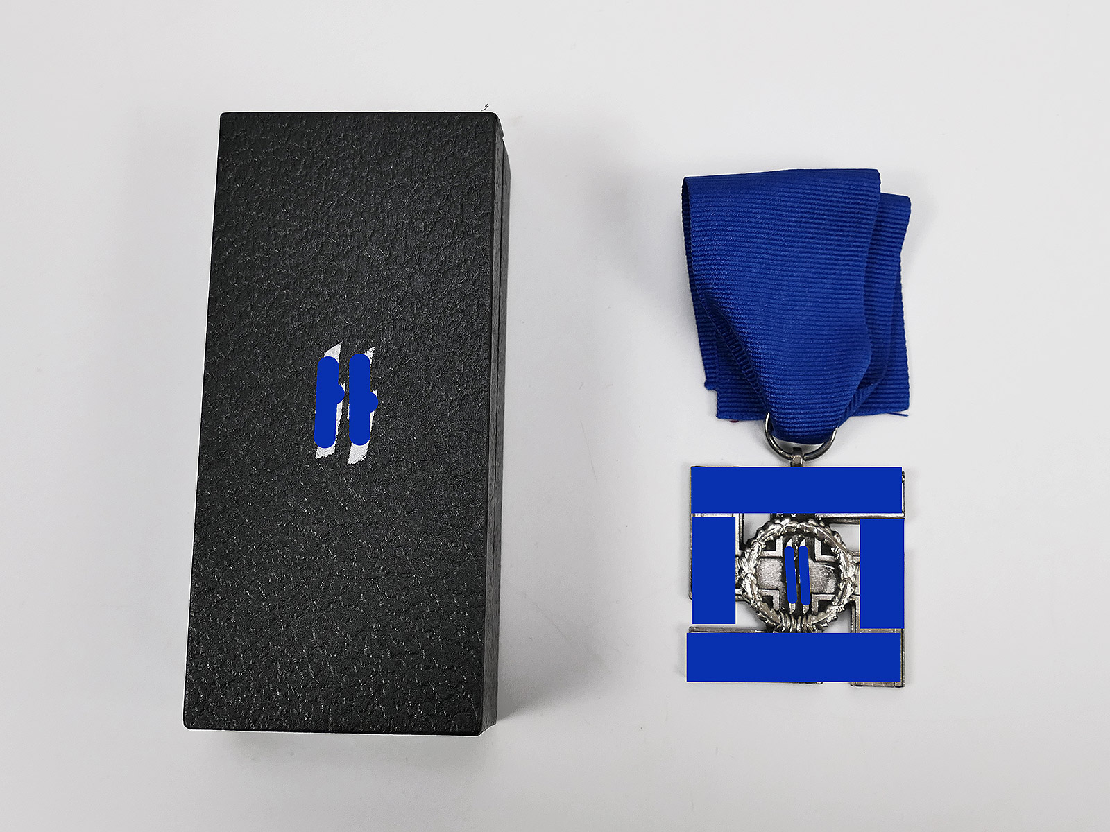 SS service award for 12 years of loyal service in the SS in a presentation case