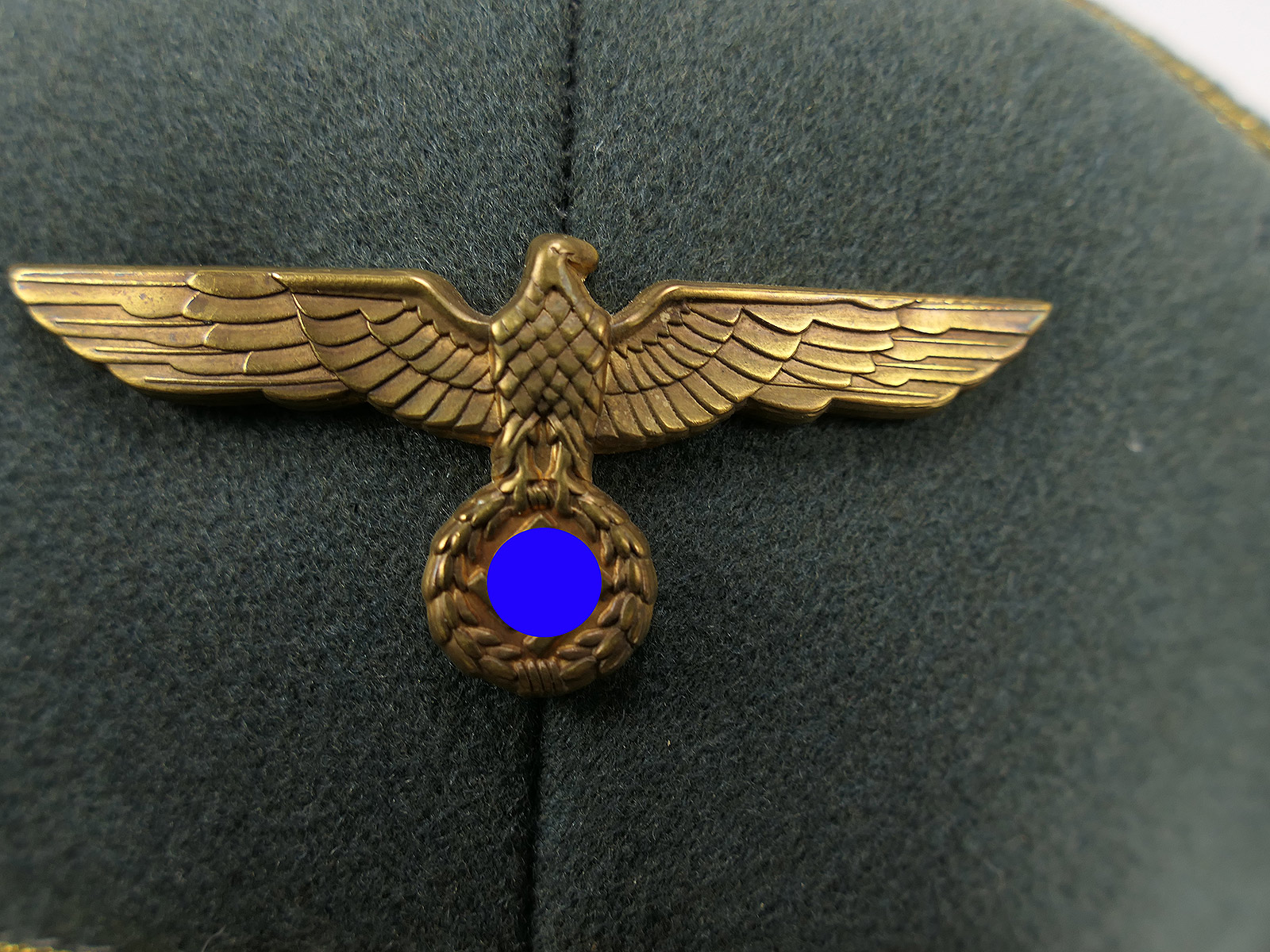 Antique Wehrmacht General’s peaked cap, size 58, with excellent patina – COLLECTION BATTLE WORN