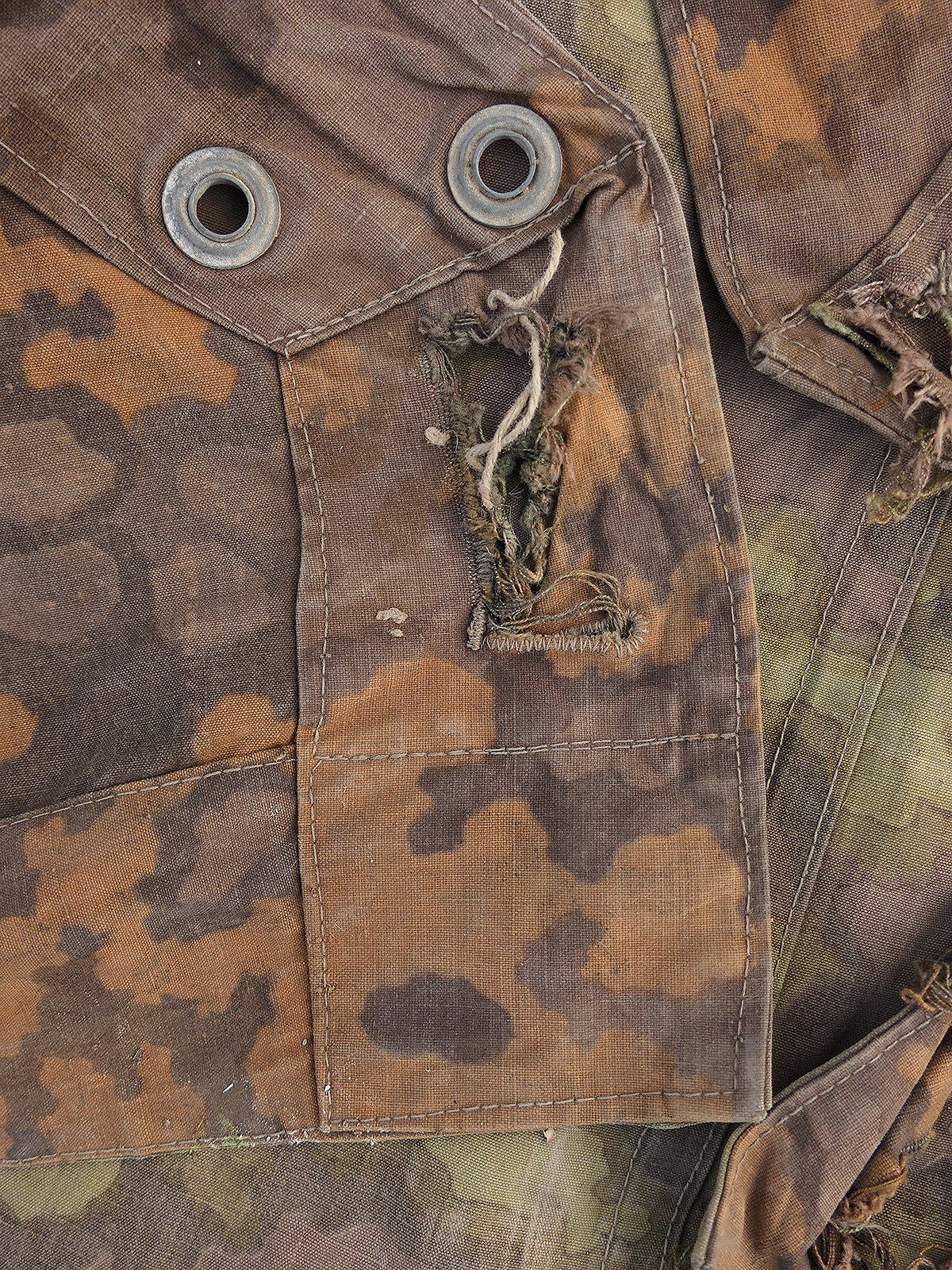 #B/ Waffen SS Original Tarpaulin – Oak Leaf Camouflage Tarpaulin – Battle-Worn