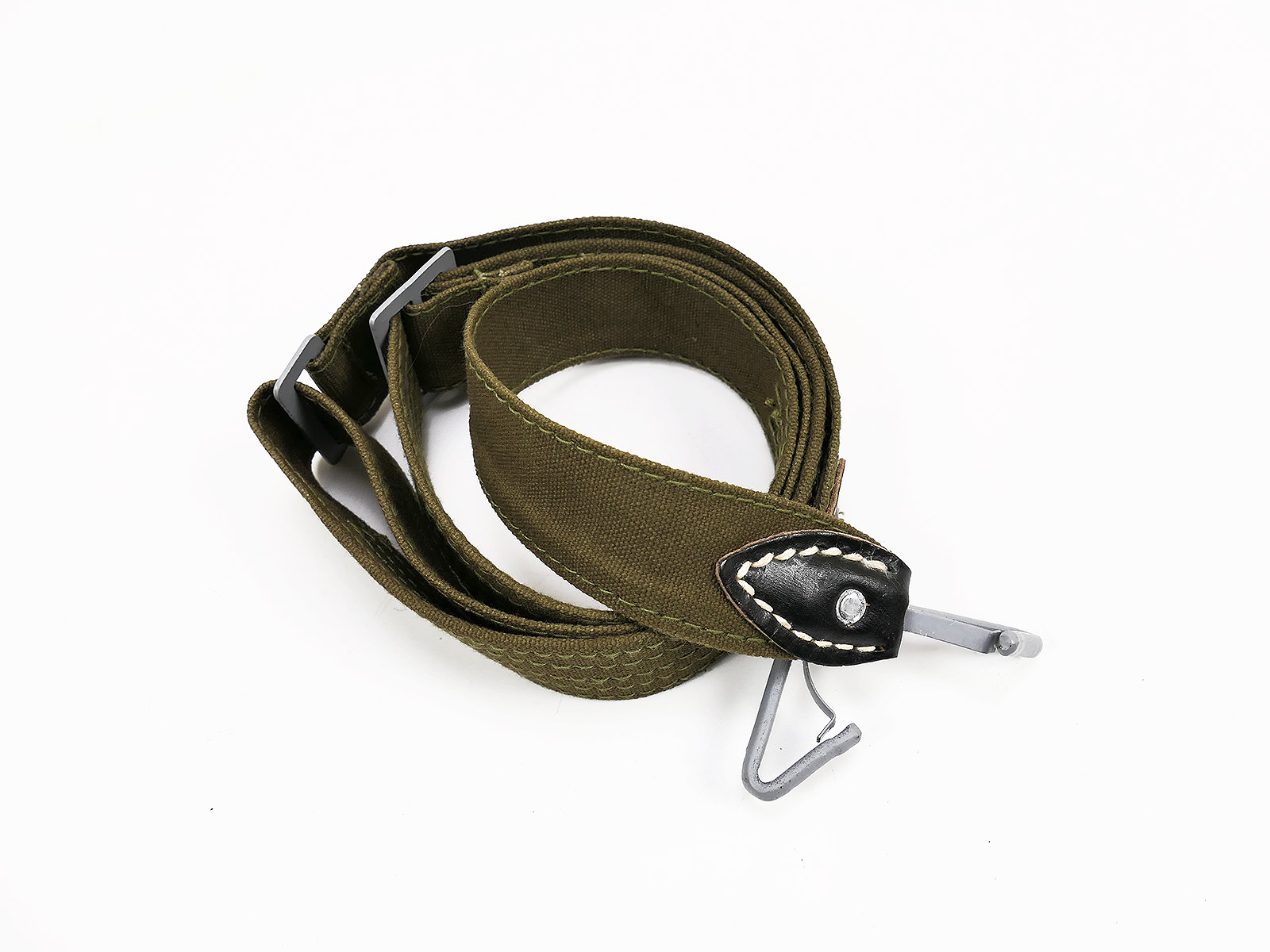 1x carrying strap for M44 late-model bread bag 