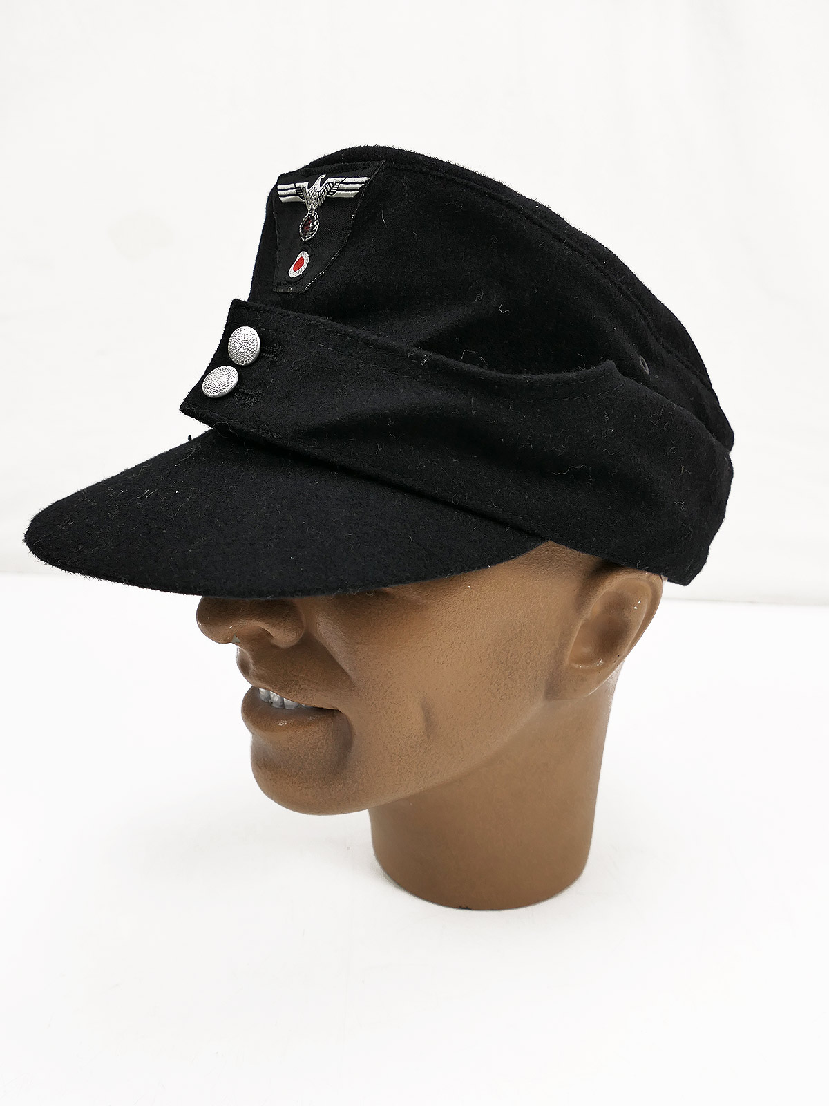 Wehrmacht M43 tank cap, M1943 field cap with trapezium-shaped insignia and cap eagle, size 57, denazified