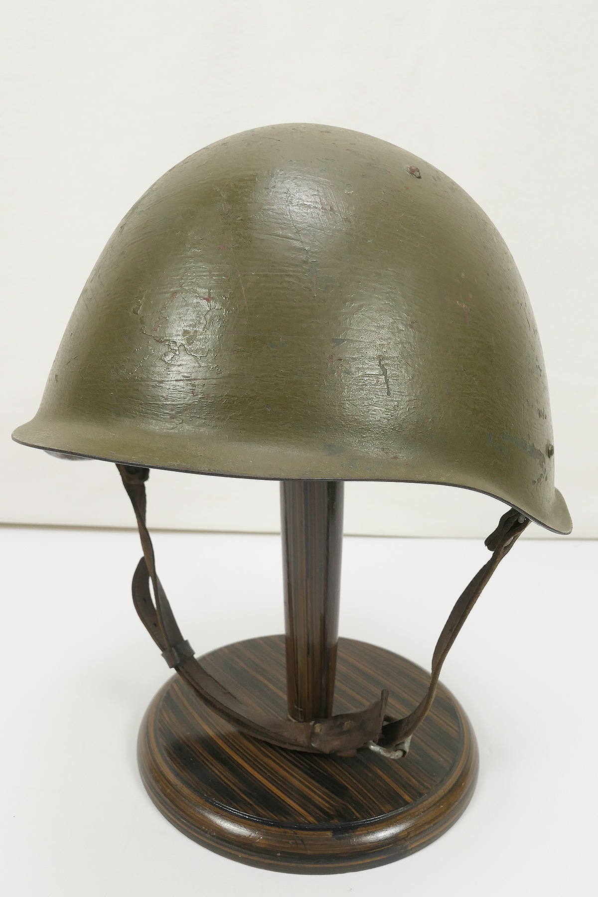 Red Army steel helmet bell with inner helmet and chin strap Russia