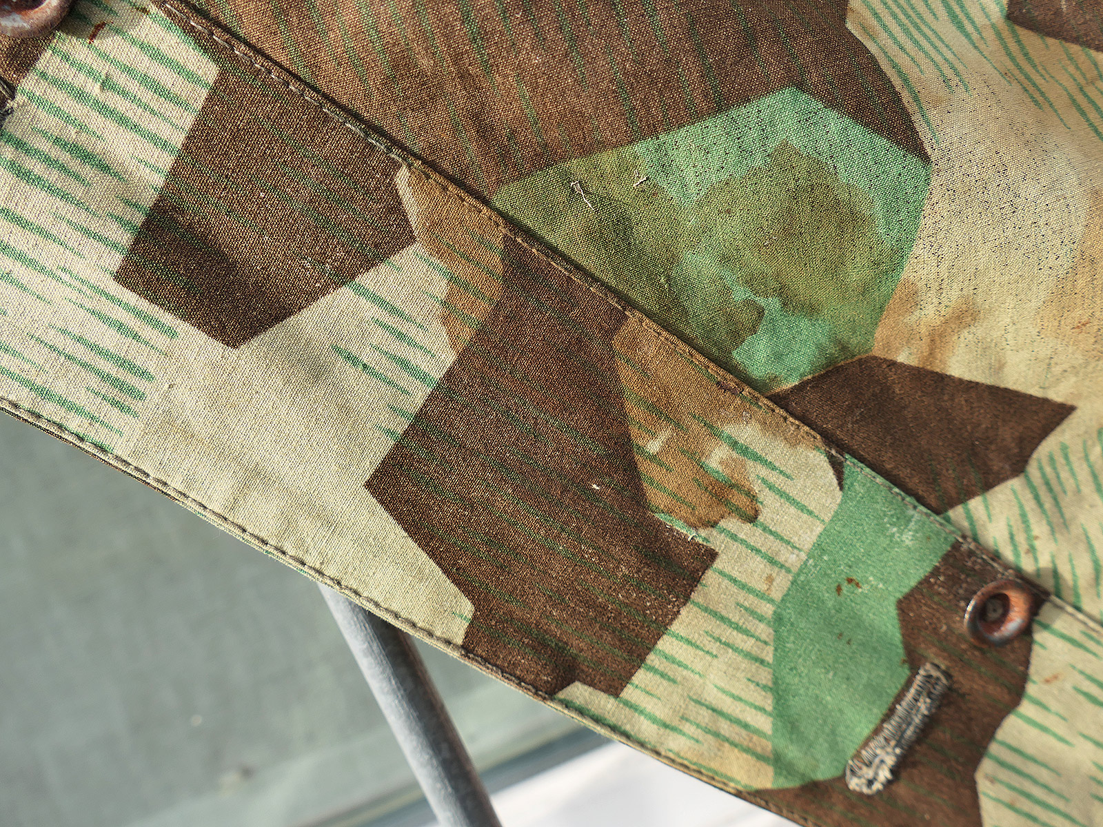 Wehrmacht Late-Period Original M31 Tent Canvas, Splinter Camouflage – RBNR. – Tent Fabric, Camouflage Tent Fabric, VERY NICE, BATTLE-WORN
