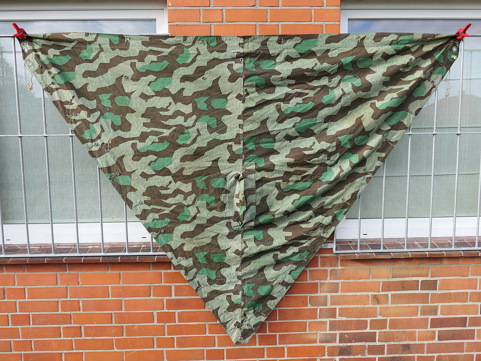 Wehrmacht Late-Period Original M31 Tent Canvas, Splinter Camouflage – RBNR. – Tent Fabric, Camouflage Tent Fabric, VERY NICE, BATTLE-WORN