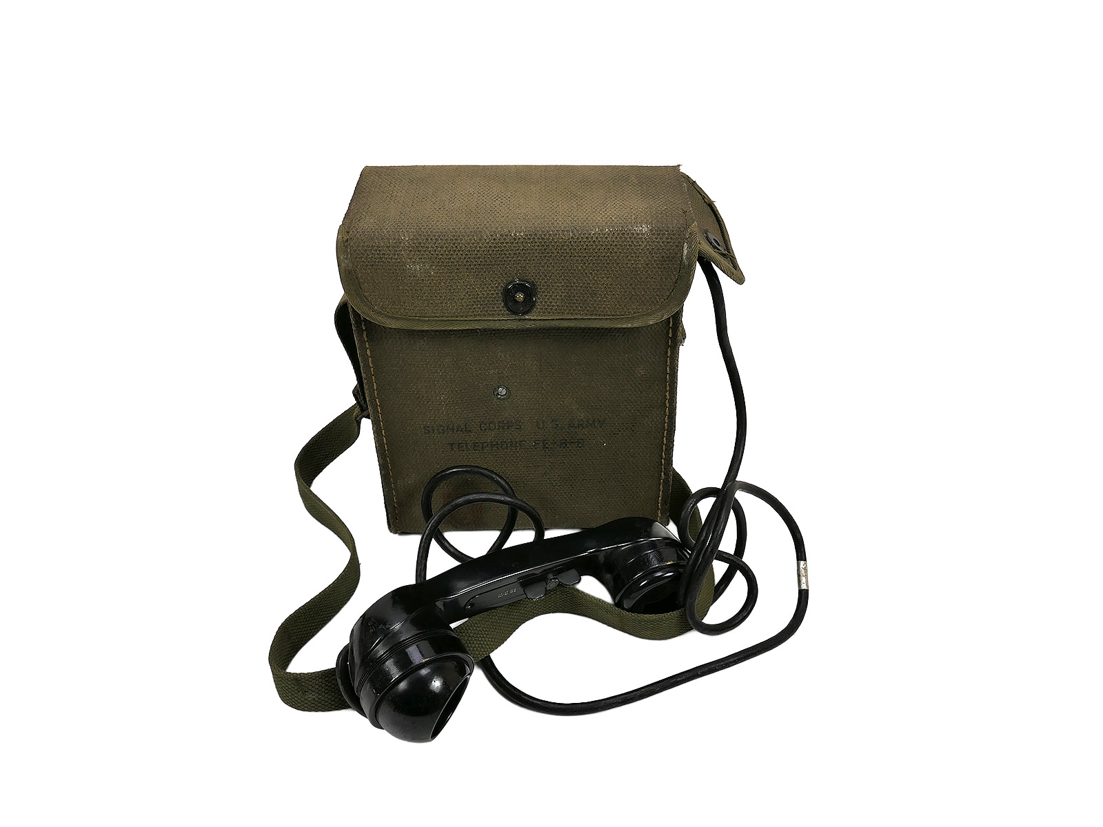 US Signal Corps Field Telephone Field Telephone EE-8 Telephone Set / Collection BATTLE WORN