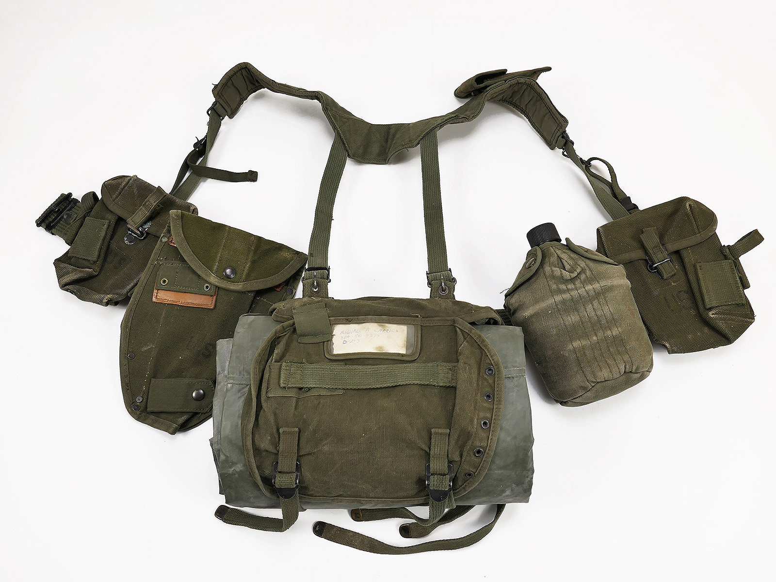 #NN/ US Army Vietnam Assault Kit M-1956 Pack – Pistol Belt Bags, Mag Pouches, Buttpack, PONCHO Suspenders