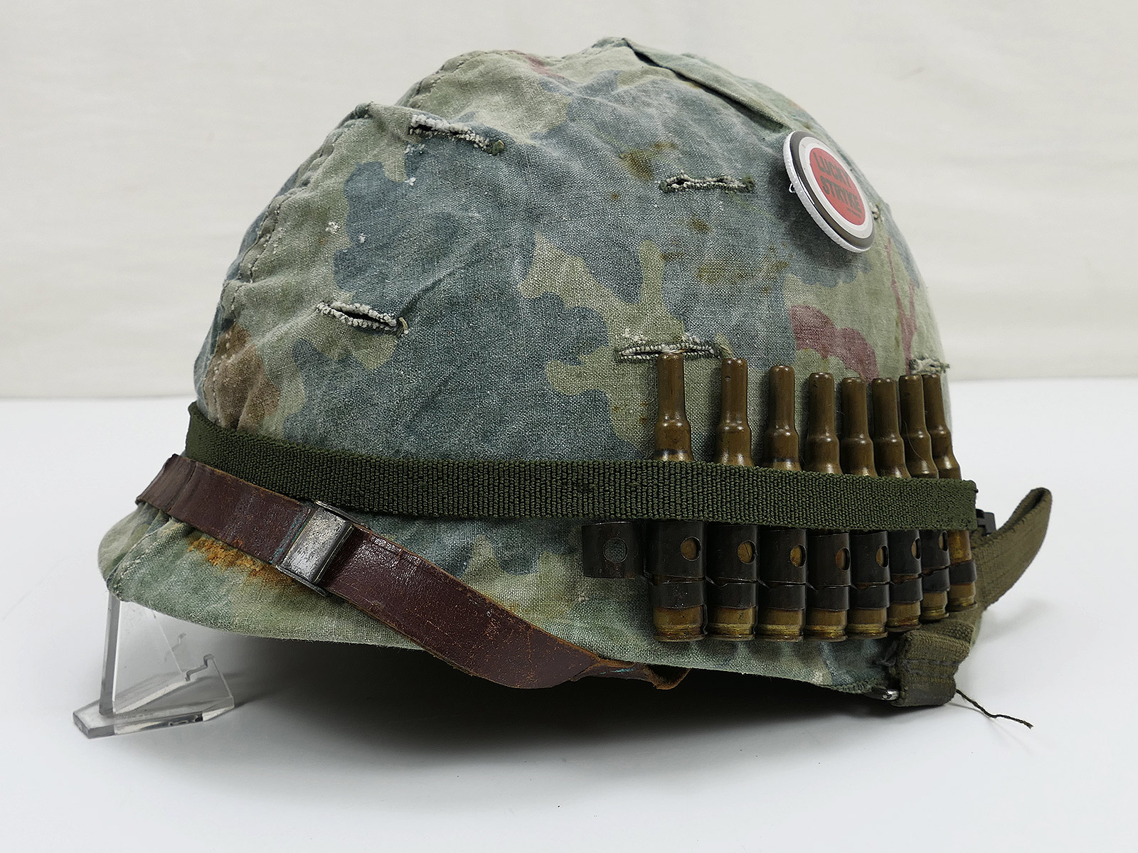 US ARMY M1 steel helmet Vietnam / Korea with original Mitchell helmet cover 1969 and accessories  US ARMY M1 steel helmet Vietnam / Korea with original Mitchell helmet cover 1969 and accessories