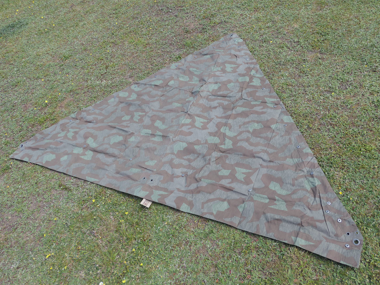P1540001 Wehrmacht tent tarpaulin splinter camouflage tent track Splinter