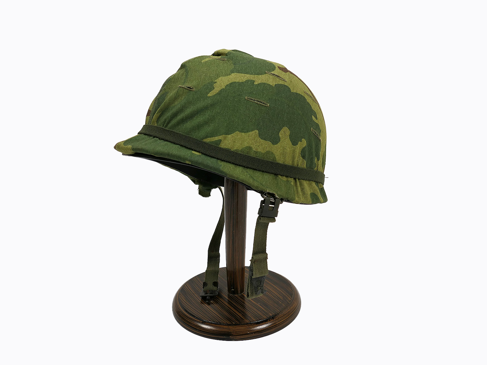 US ARMY M1 steel helmet Vietnam / Korea with Mitchell helmet cover 1969 NAM 