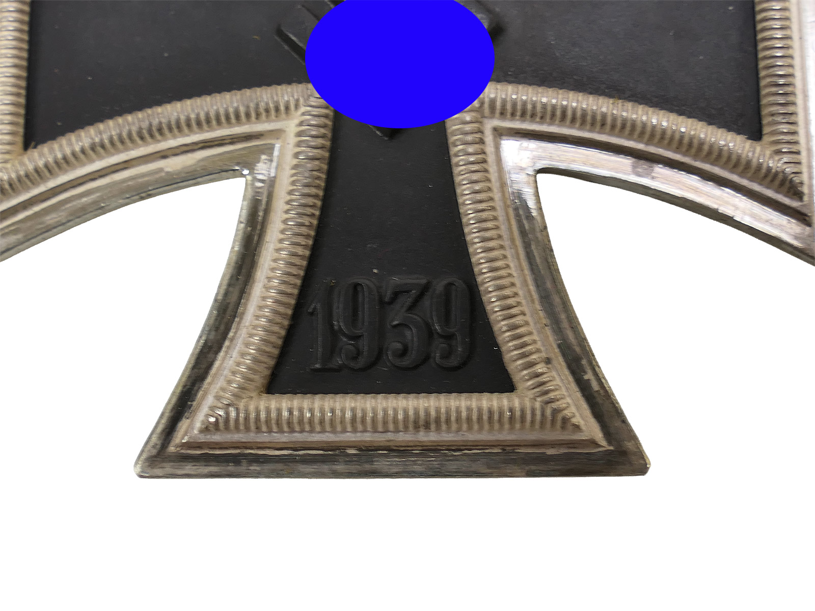 Wehrmacht Knight’s Cross of the Iron Cross L/12 C.E. Juncker 800-part silver museum replica