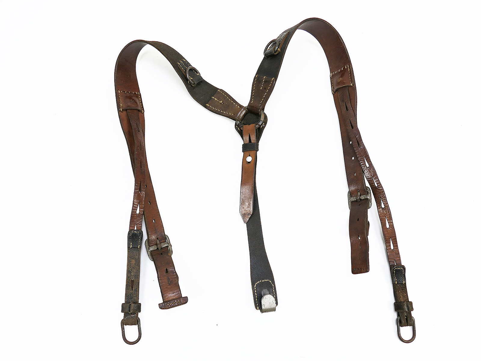 One-off item – Original Wehrmacht Y-strap leather belt carrier by Franz Brehme, 1942. Top condition!  COLLECTION