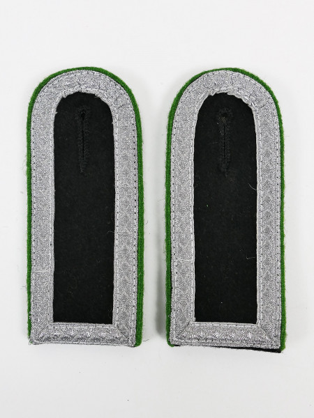 Waffen SS Gebirgsjäger epaulettes Scharführer shoulder boards for field blouse