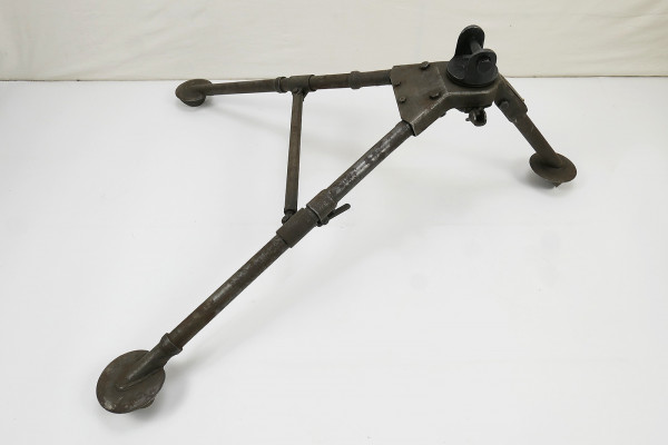 US Army WW2 Mount Tripod 1943 for Browning Cal.30 M2 tripod ground mount + pintle