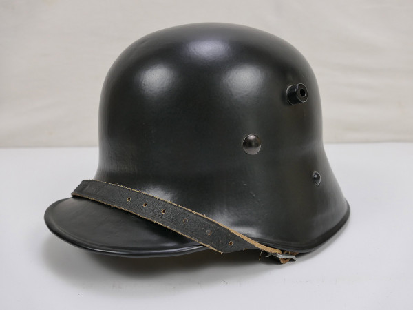 General SS M17 parade steel helmet horn helmet with inner lining and SS chin strap